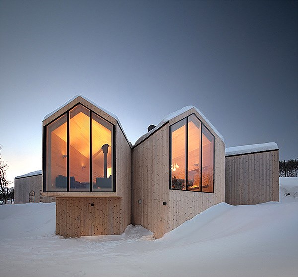Split View Mountain Lodge / RRS